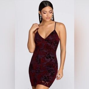 💋NWT PRIVY Formal Velvet Party Slip Dress, Large
